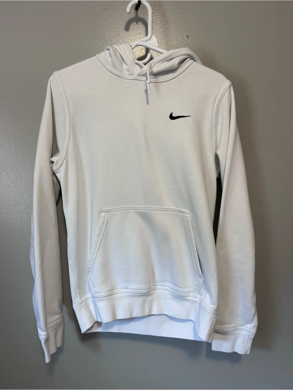Nike Men’s White Hoodie with Black Swoosh